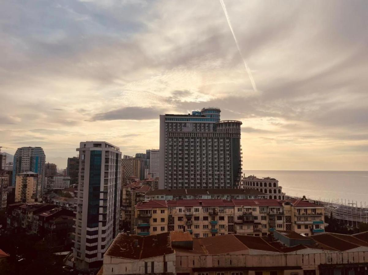 Orbi City Батуми Екстериор снимка